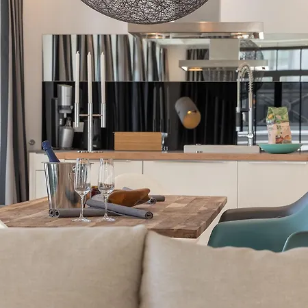 Philine Blue Sea * Sellin